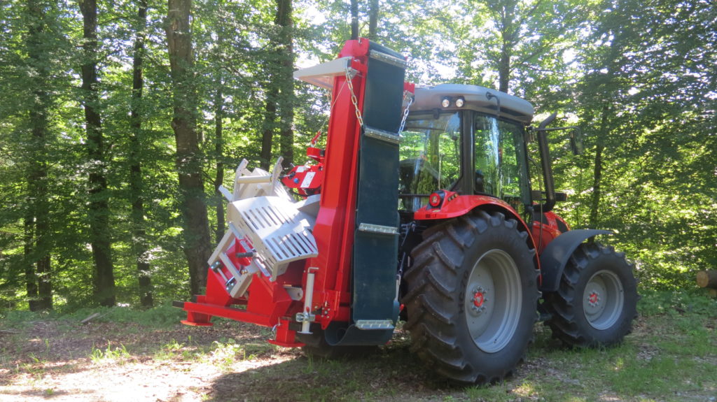 SAF-X-CUT  707 mit schwenkbarem Förderband 2