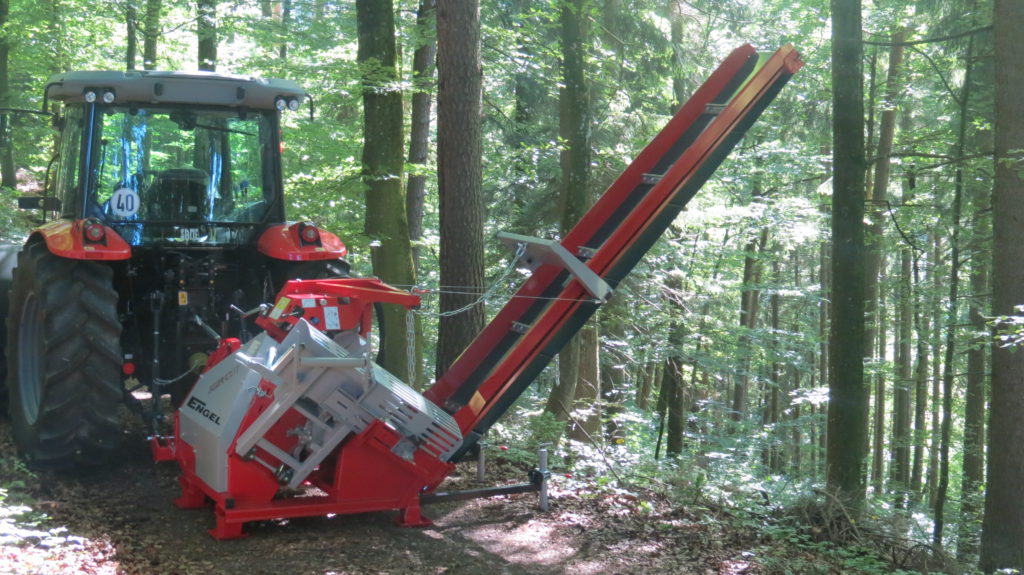 SAF-X-CUT  707 mit schwenkbarem Förderband 1