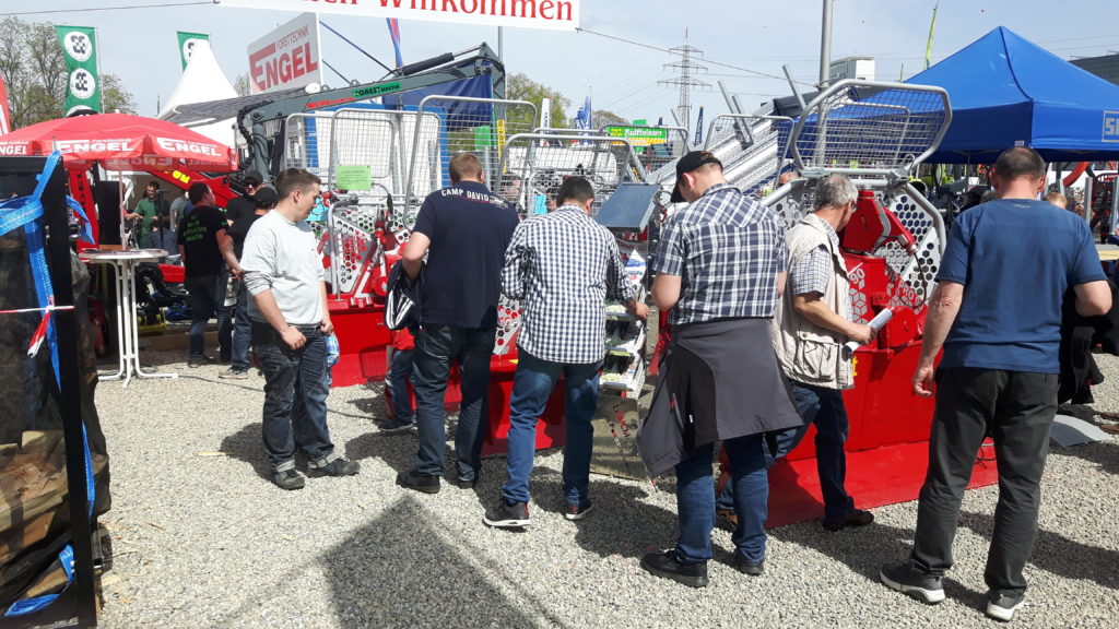 Vielen Dank für das große Interesse an der Forst-Live. 14