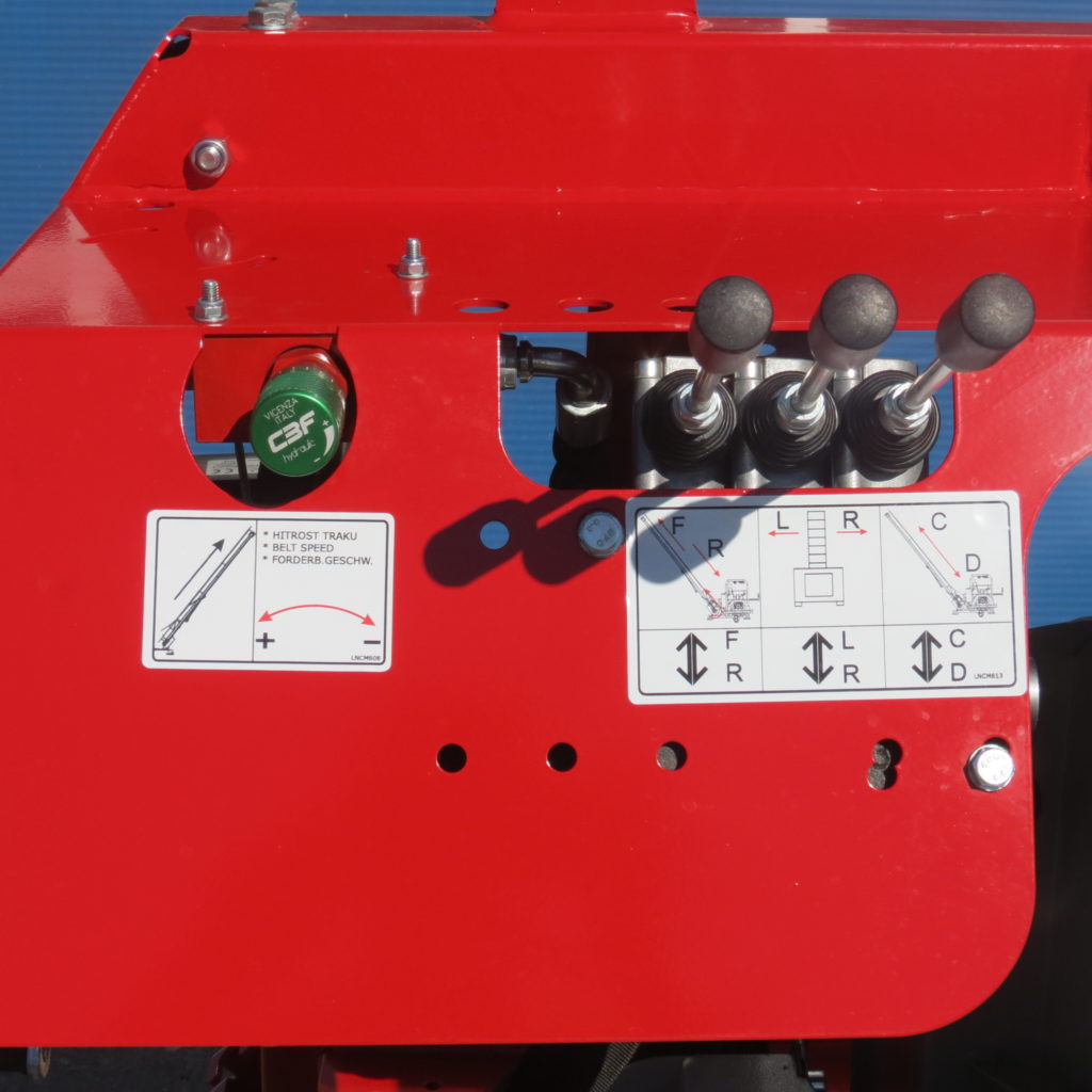 LANCMAN - SAF 707 mit schwenkbarem Förderband 8