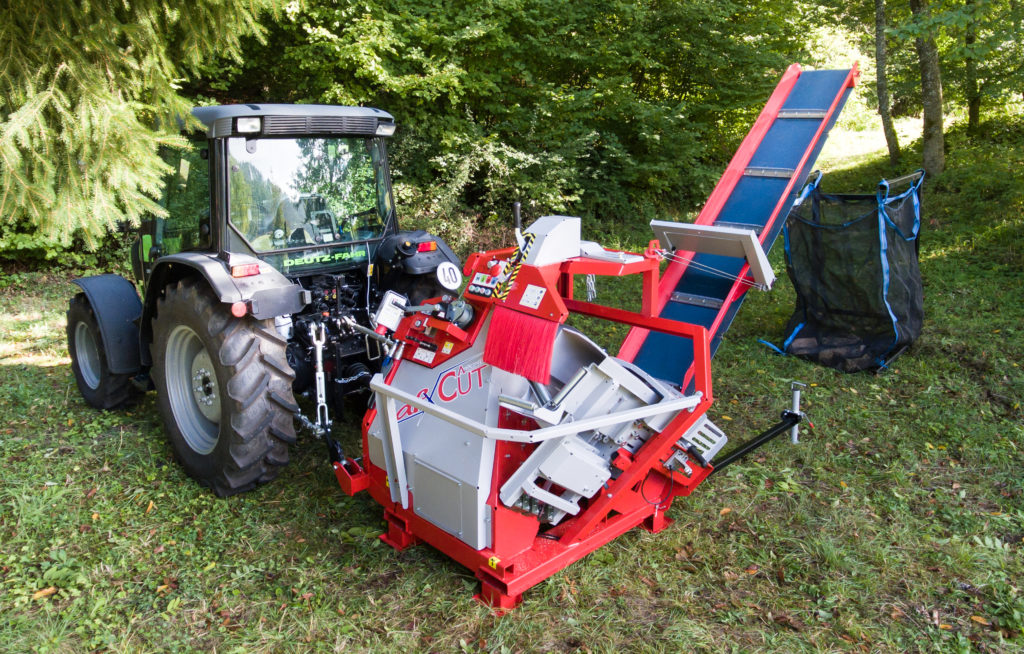 SAF-X-CUT 707 Automatic mit schwenkbarem Förderband 1