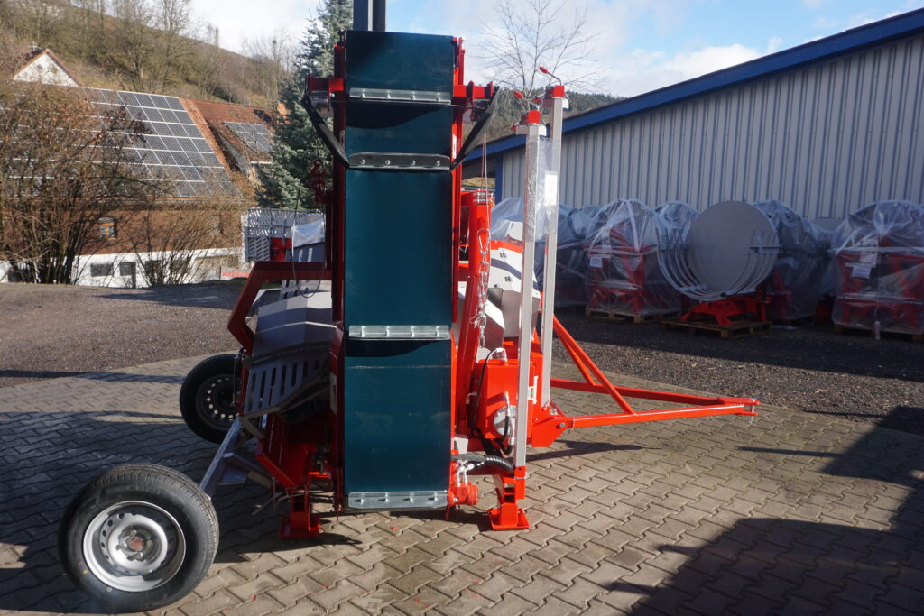 SAF-X-CUT 707 Automatic mit schwenkbarem Förderband 20