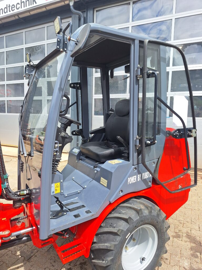 Toyo Radlader 836 III mit Kabine 12