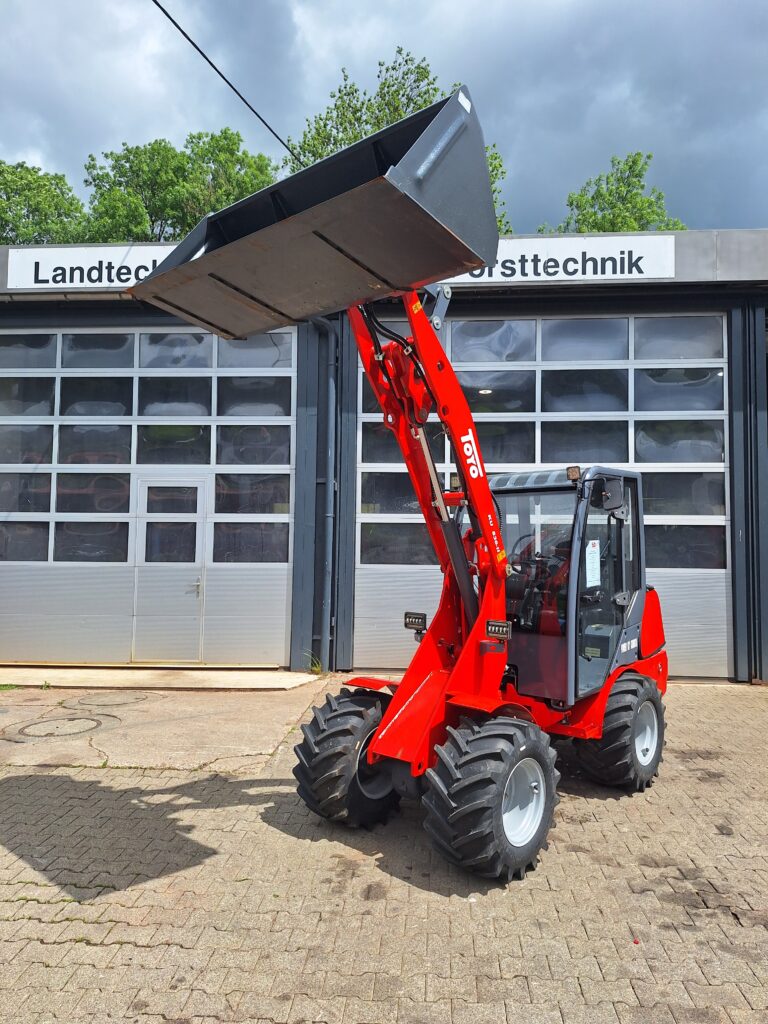 Toyo Radlader 836 III mit Kabine 3