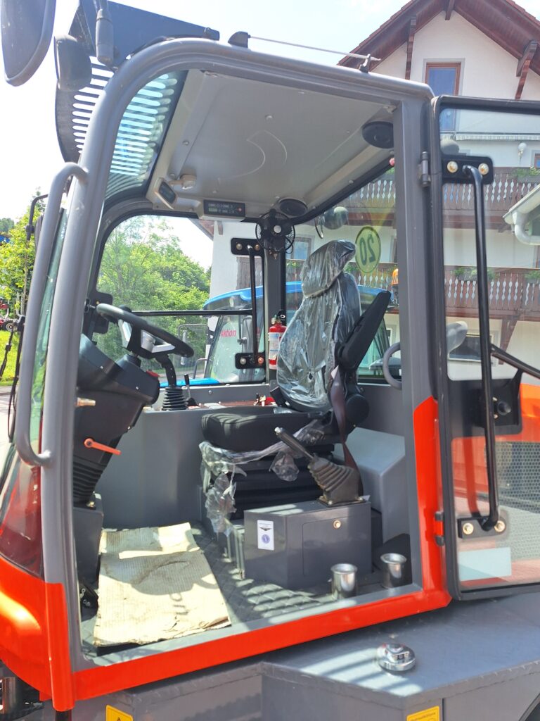 JF 4.0 Radlader Aktionsmaschine 3