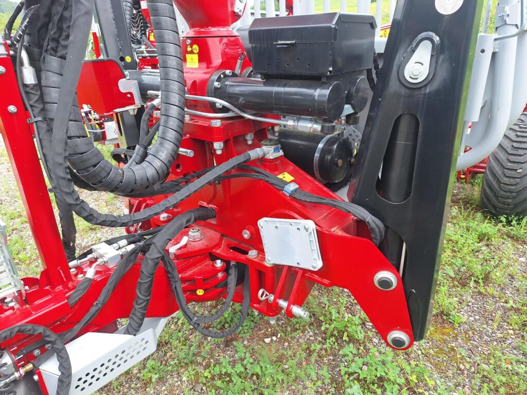 Tajfun Rückewagen GAP 110 mit DOT 50 K 5
