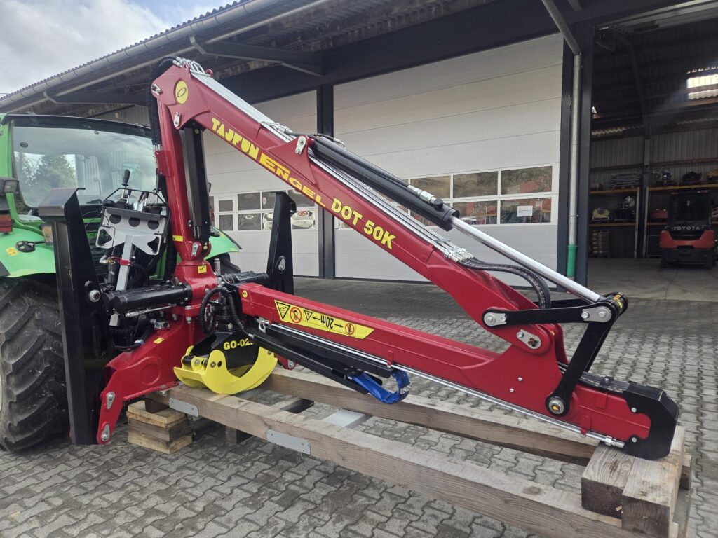 Tajfun DOT 50 K Dreipunktkran 1
